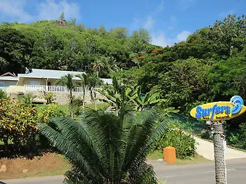 Surfers Beach Self Catering Chalets Takamaka
