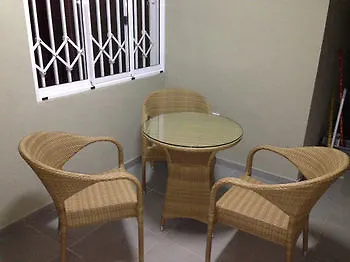 Surfers Beach Self Catering Chalets Takamaka 0*,
